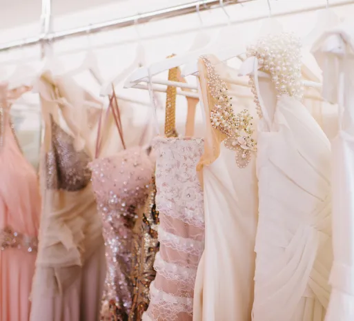 ウェディングドレス＆カラードレス展示